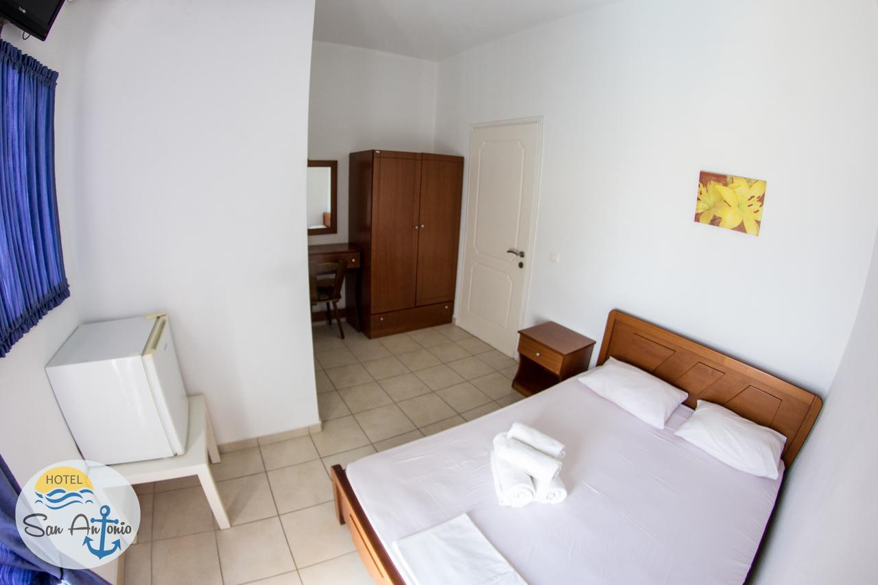 San Antonio Hotel & Apartments เมกาลีอัมโมส ภายนอก รูปภาพ